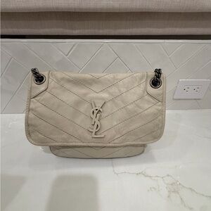 Yves Saint Laurent Nikki Medium Quilted Shoulder Bag